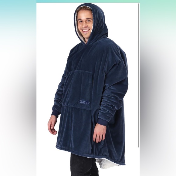 Unisex Comfy Navy Blue Wearable Blanket - Picture 3 of 6